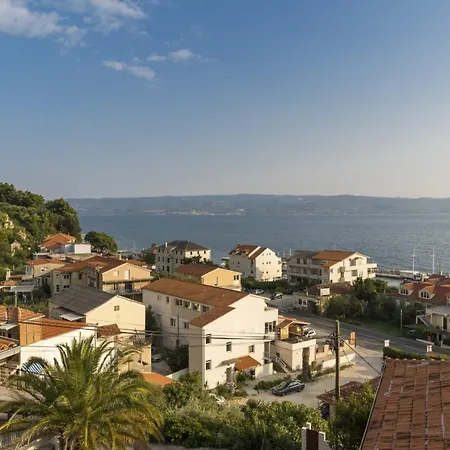 Apartamento Spacious Apt With Magnificent Sea View & Balcony