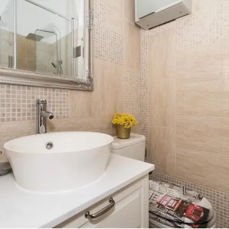 Spacious Apt With Magnificent Sea View & Balcony Sumpetar
